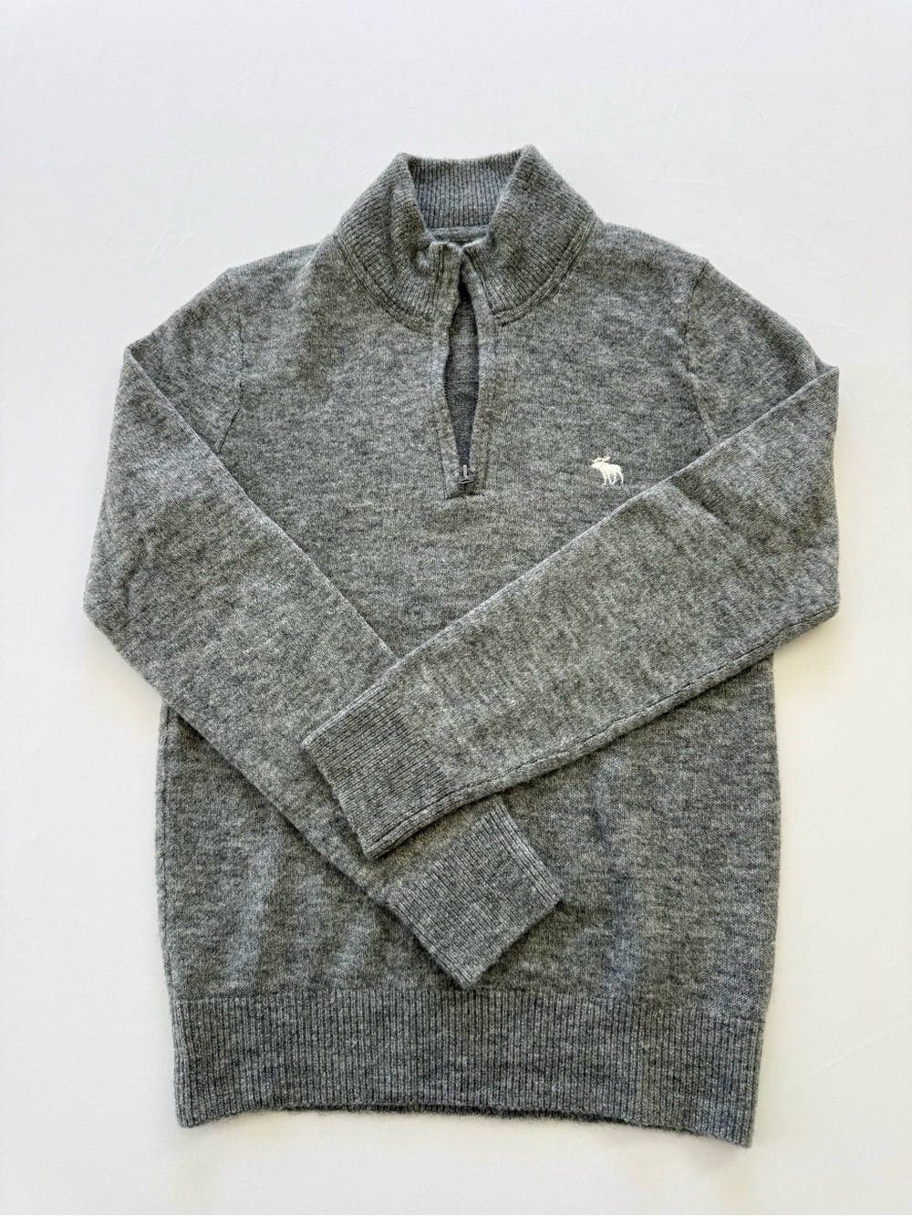 Abercrombie & Fitch Men's Gray Half-Zip Sweater